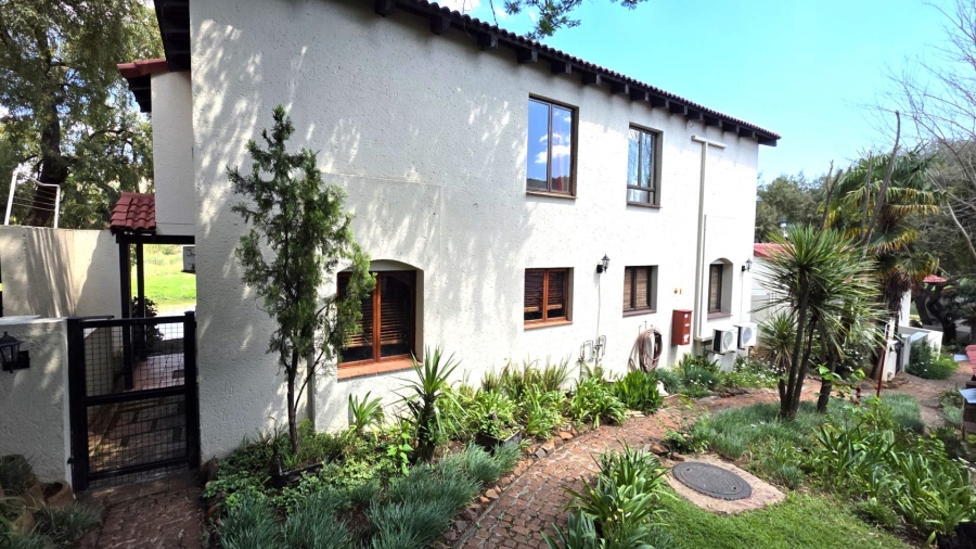4 Bedroom Property for Sale in Estate D Afrique North West